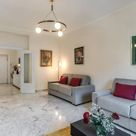 Casa Nostra Vaticano Apartment