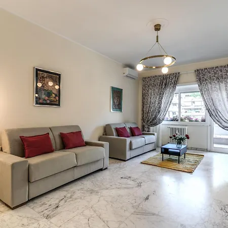 Casa Nostra Vaticano * Rom