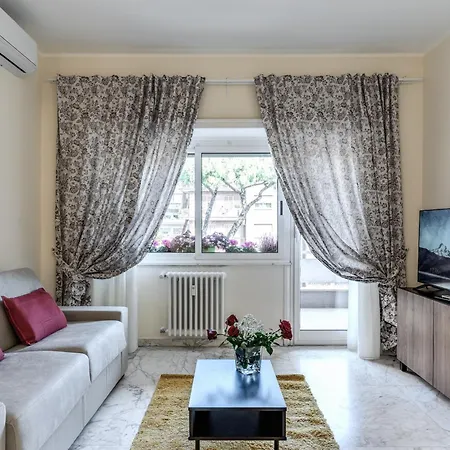 Casa Nostra Vaticano Apartment
